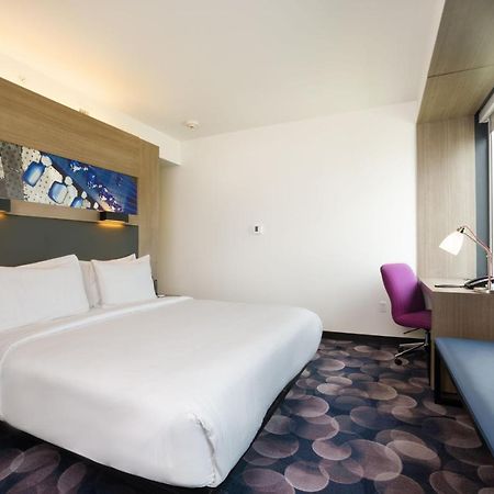 Hotel Aloft Austin Airport Esterno foto