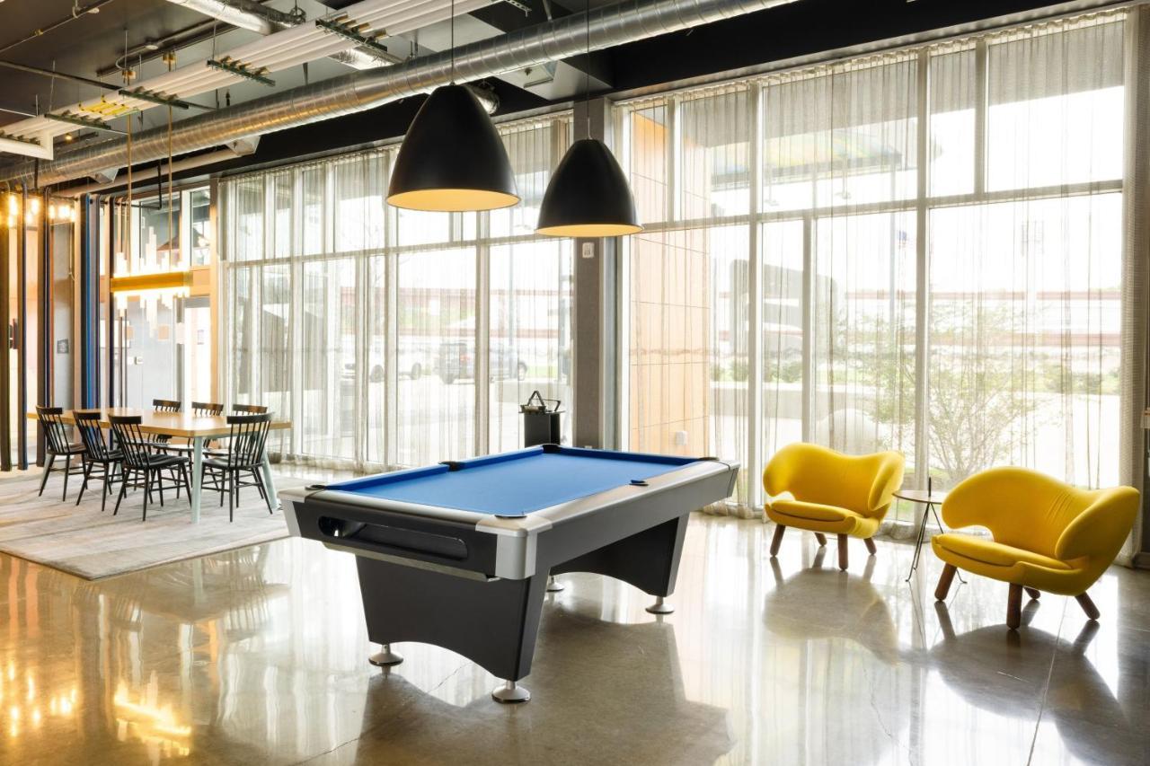 Hotel Aloft Austin Airport Esterno foto