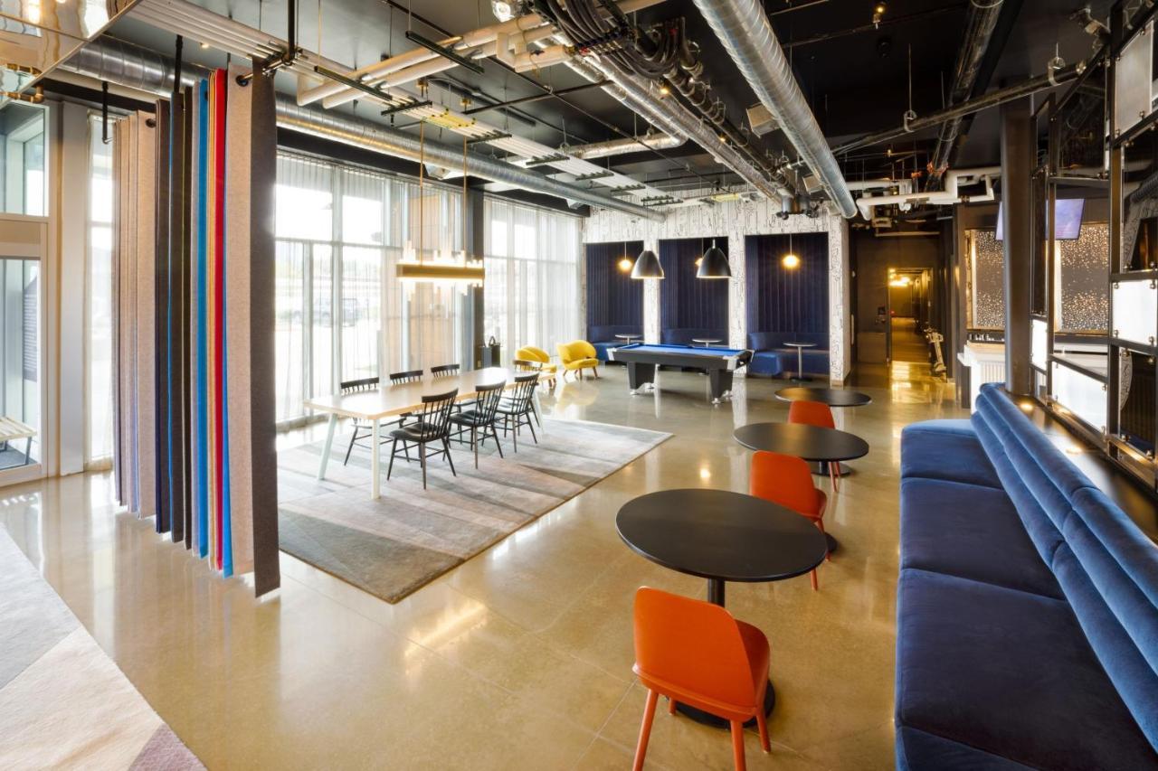 Hotel Aloft Austin Airport Esterno foto