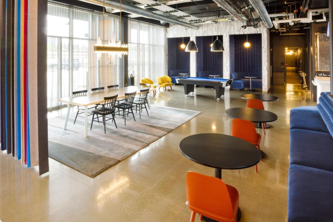 Hotel Aloft Austin Airport Esterno foto