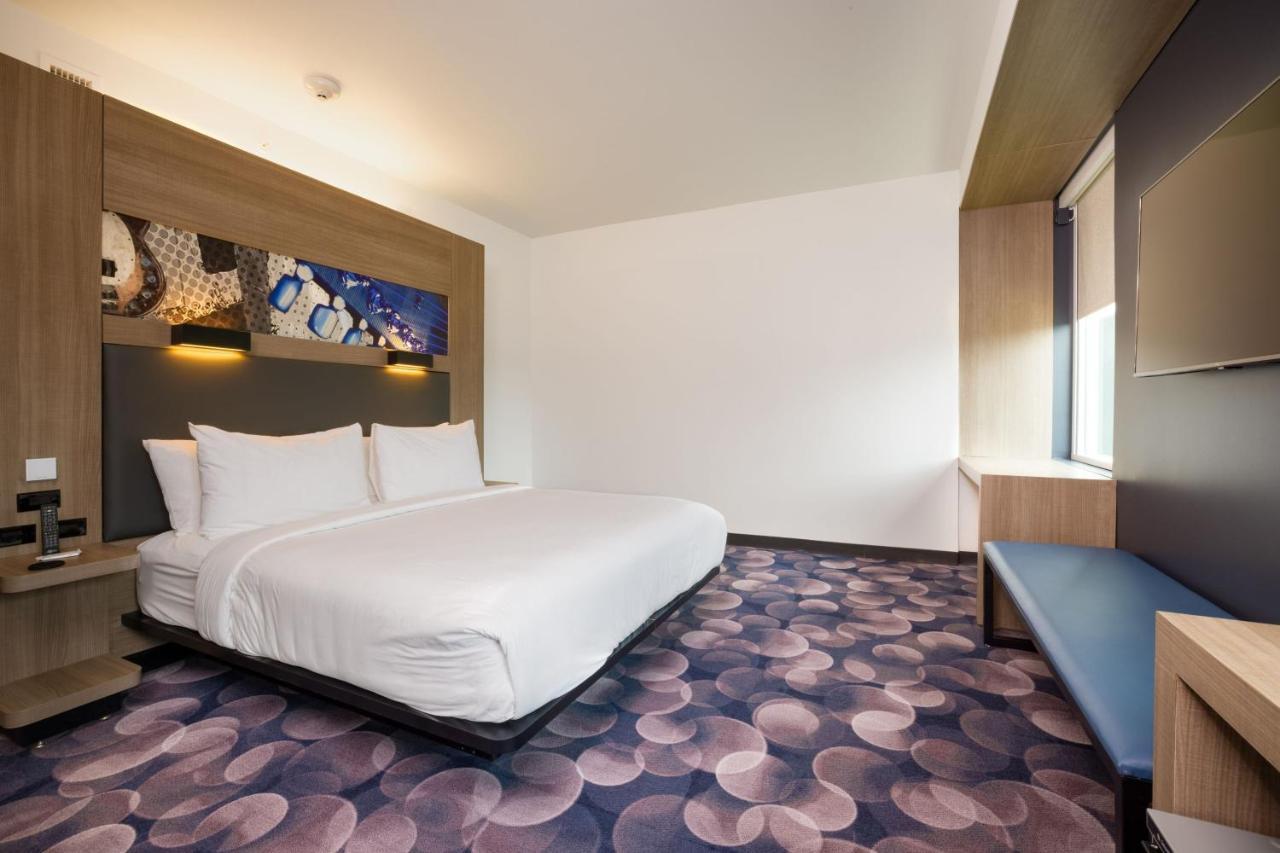Hotel Aloft Austin Airport Esterno foto