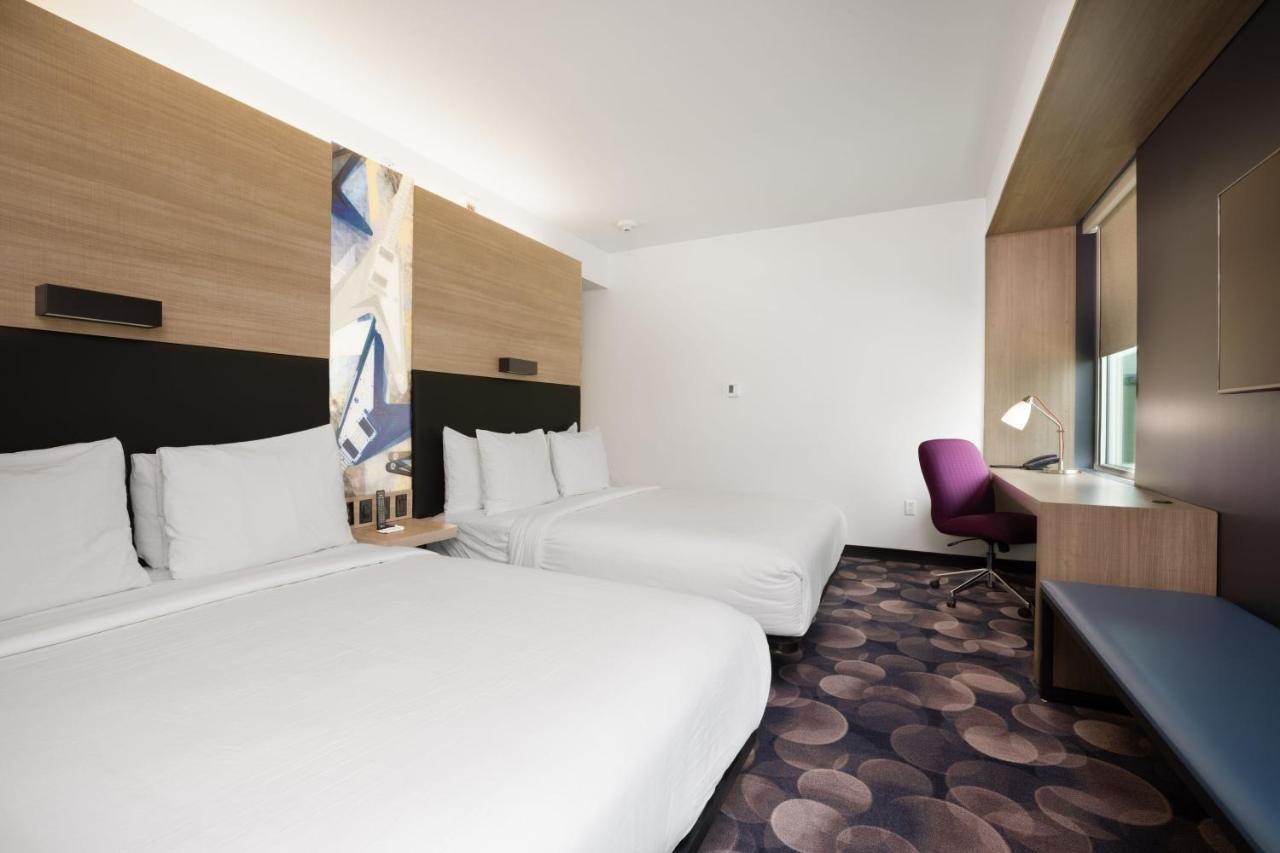 Hotel Aloft Austin Airport Esterno foto