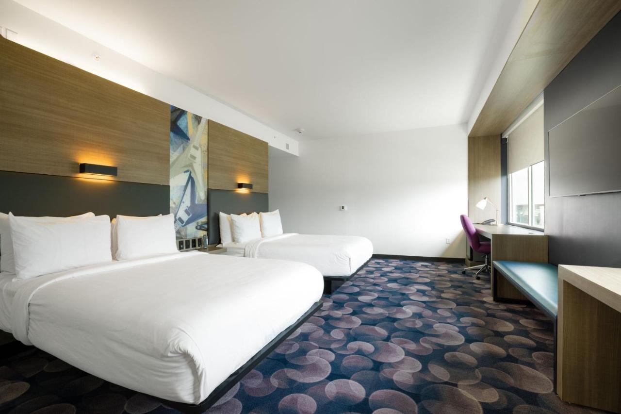 Hotel Aloft Austin Airport Esterno foto
