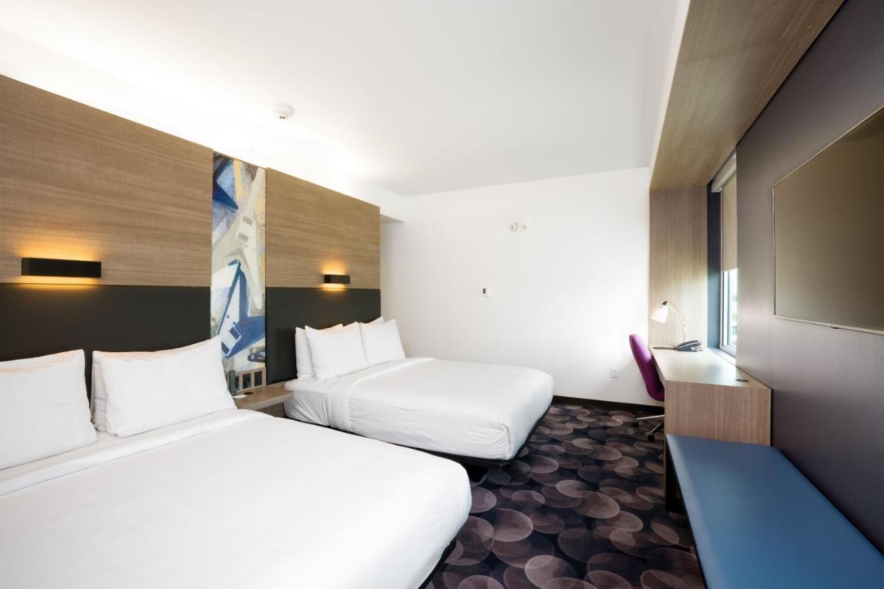 Hotel Aloft Austin Airport Esterno foto